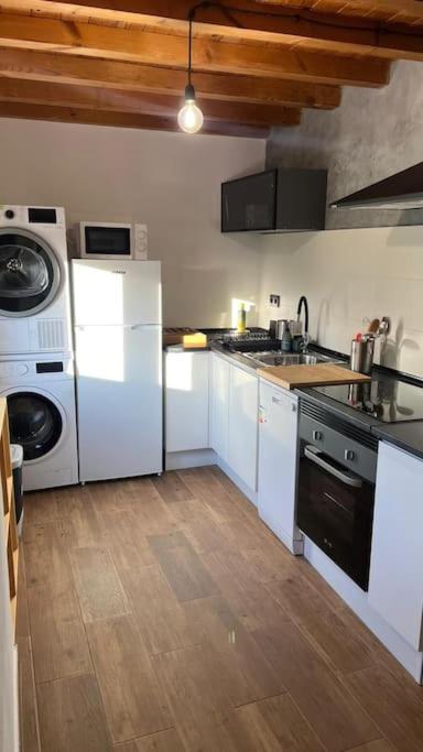 Nava Ca La Trini Vivienda Vacacional מראה חיצוני תמונה